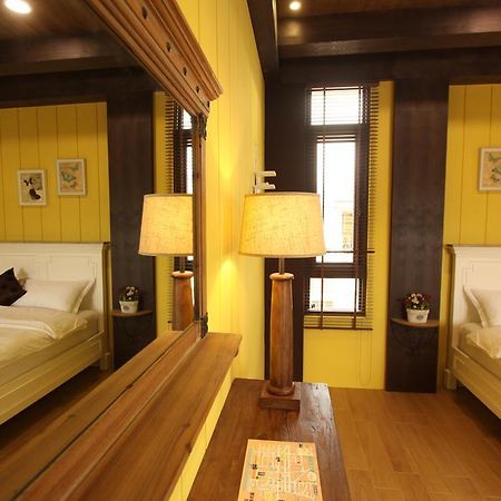 皇裔民宿 - 歐式小屋 Hualien Extérieur photo