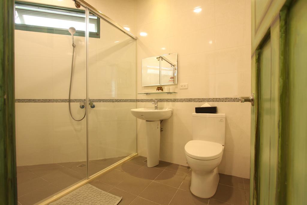 皇裔民宿 - 歐式小屋 Hualien Extérieur photo